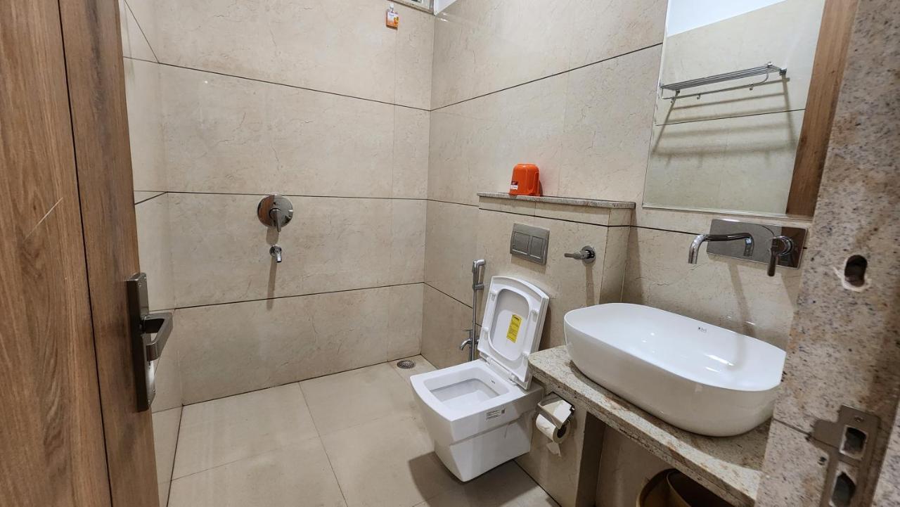 Aanandam Greens Hotel Sehore Ngoại thất bức ảnh