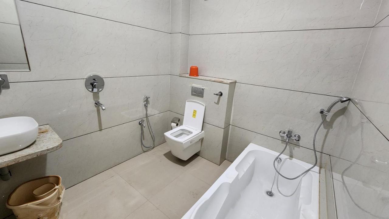 Aanandam Greens Hotel Sehore Ngoại thất bức ảnh